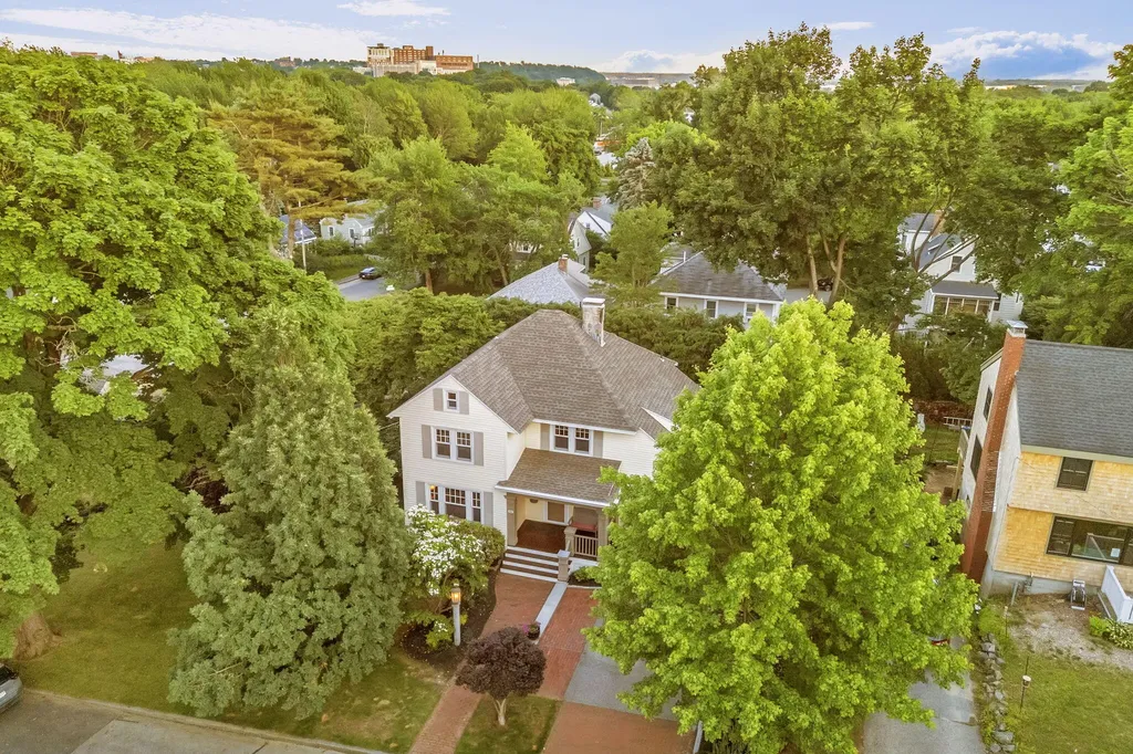 142 Longfellow Street Portland ME 04103