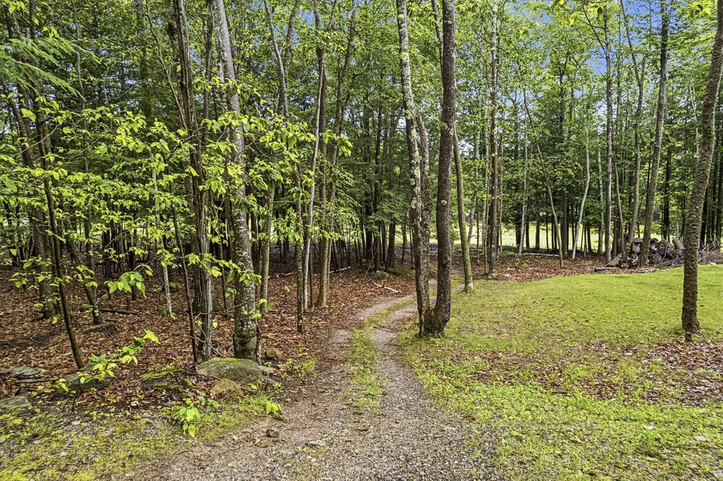 7 Lakeview Circle Frye Island ME 04071