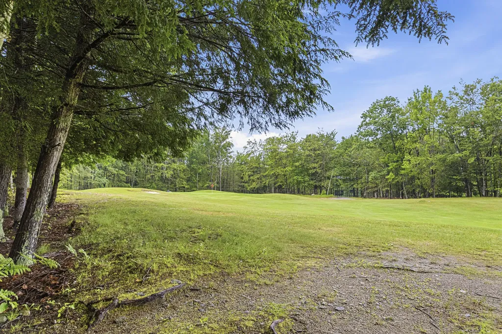 7 Lakeview Circle Frye Island ME 04071