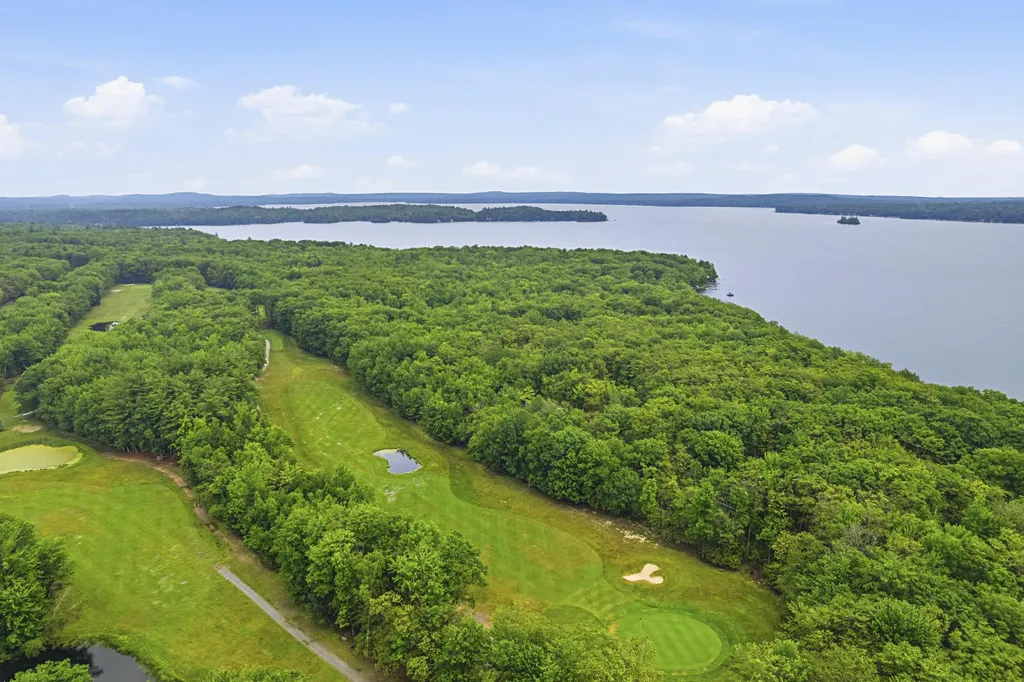 7 Lakeview Circle Frye Island ME 04071