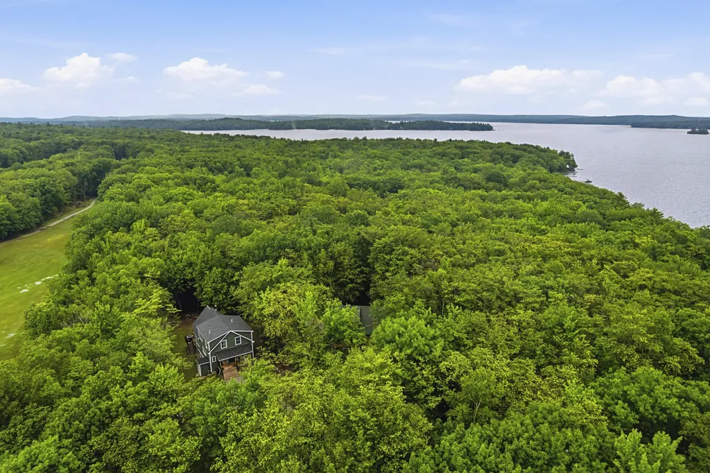 7 Lakeview Circle Frye Island ME 04071