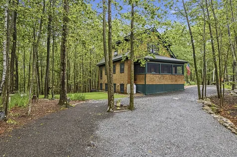 7 Lakeview Circle Frye Island ME 04071