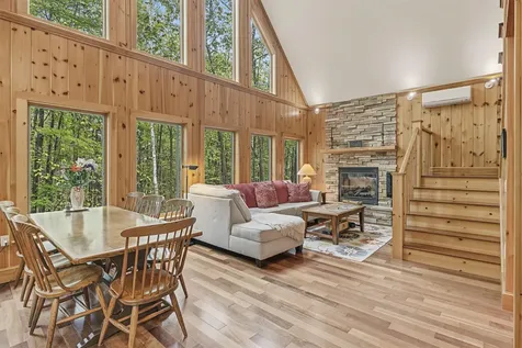 7 Lakeview Circle Frye Island ME 04071