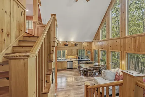 7 Lakeview Circle Frye Island ME 04071