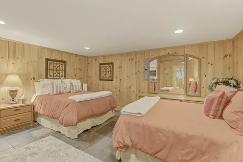 7 Lakeview Circle Frye Island ME 04071