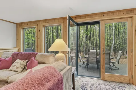 7 Lakeview Circle Frye Island ME 04071