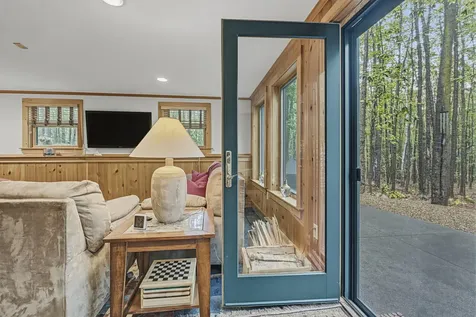 7 Lakeview Circle Frye Island ME 04071