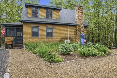 7 Lakeview Circle Frye Island ME 04071