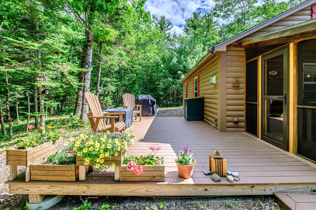 27 Merrifield Circle Sebago ME 04029