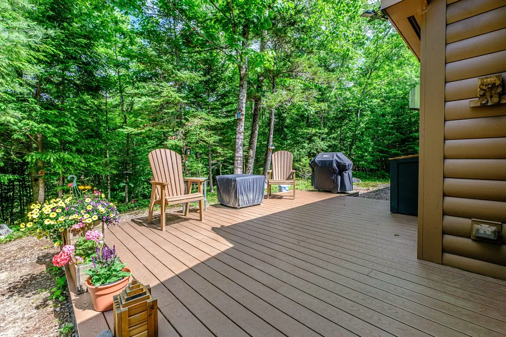 27 Merrifield Circle Sebago ME 04029