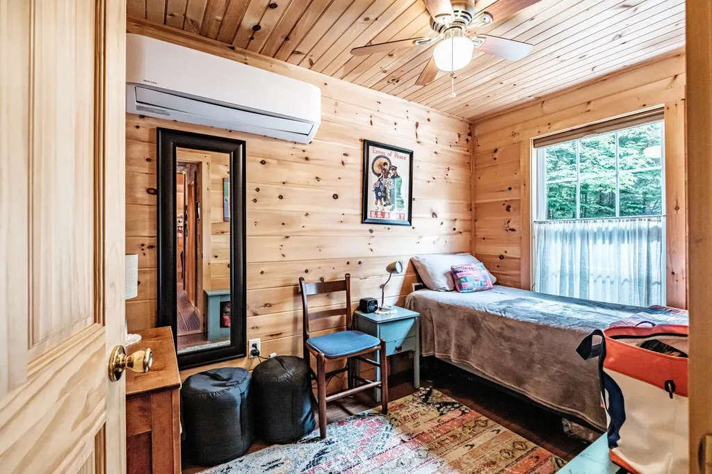 27 Merrifield Circle Sebago ME 04029