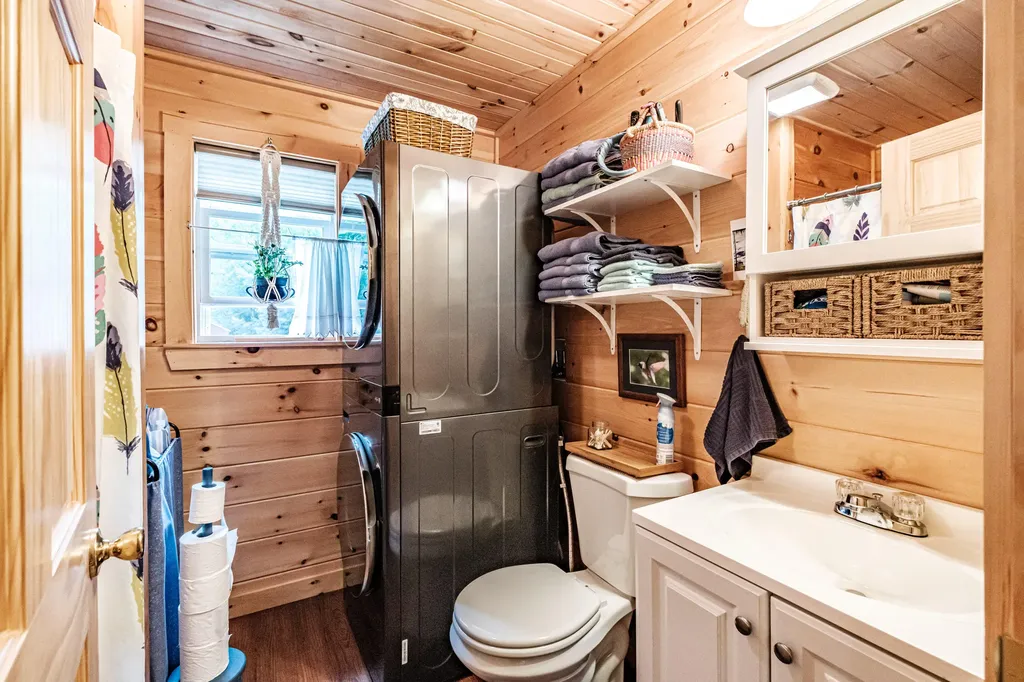 27 Merrifield Circle Sebago ME 04029