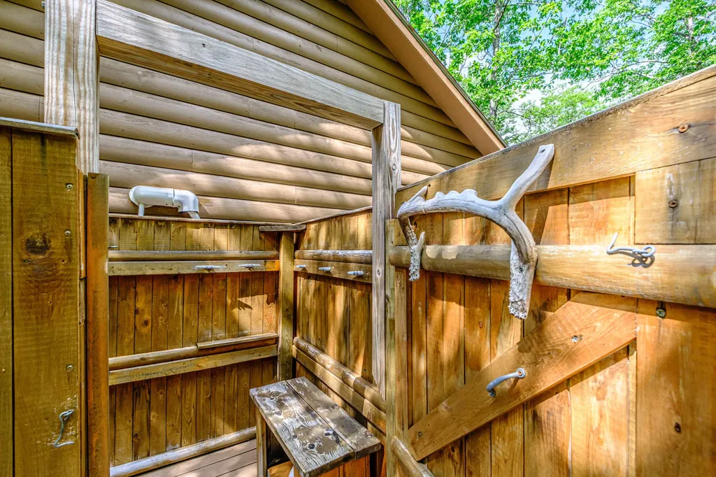 27 Merrifield Circle Sebago ME 04029