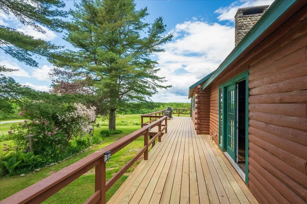 22 Oyster River Road Thomaston ME 04861