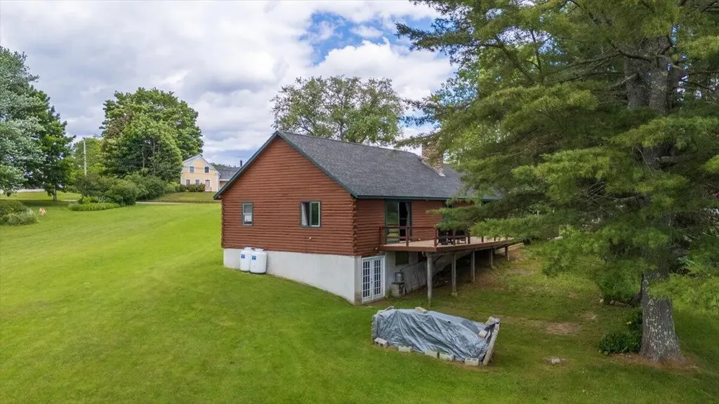 22 Oyster River Road Thomaston ME 04861