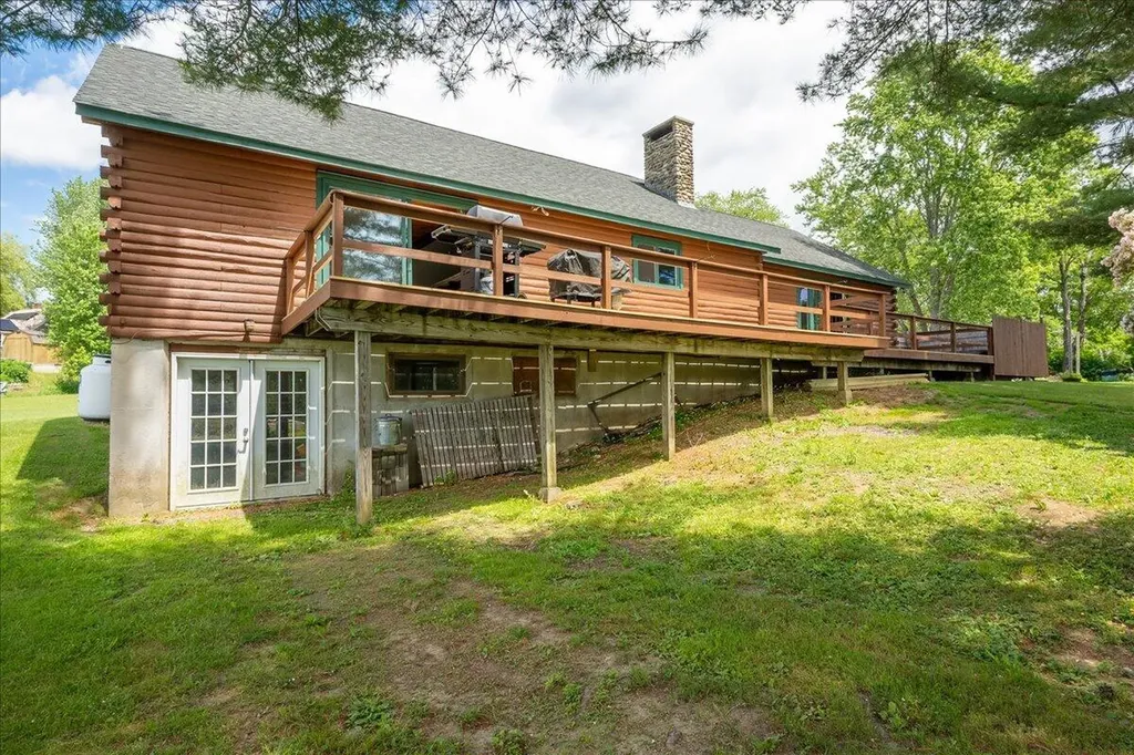 22 Oyster River Road Thomaston ME 04861