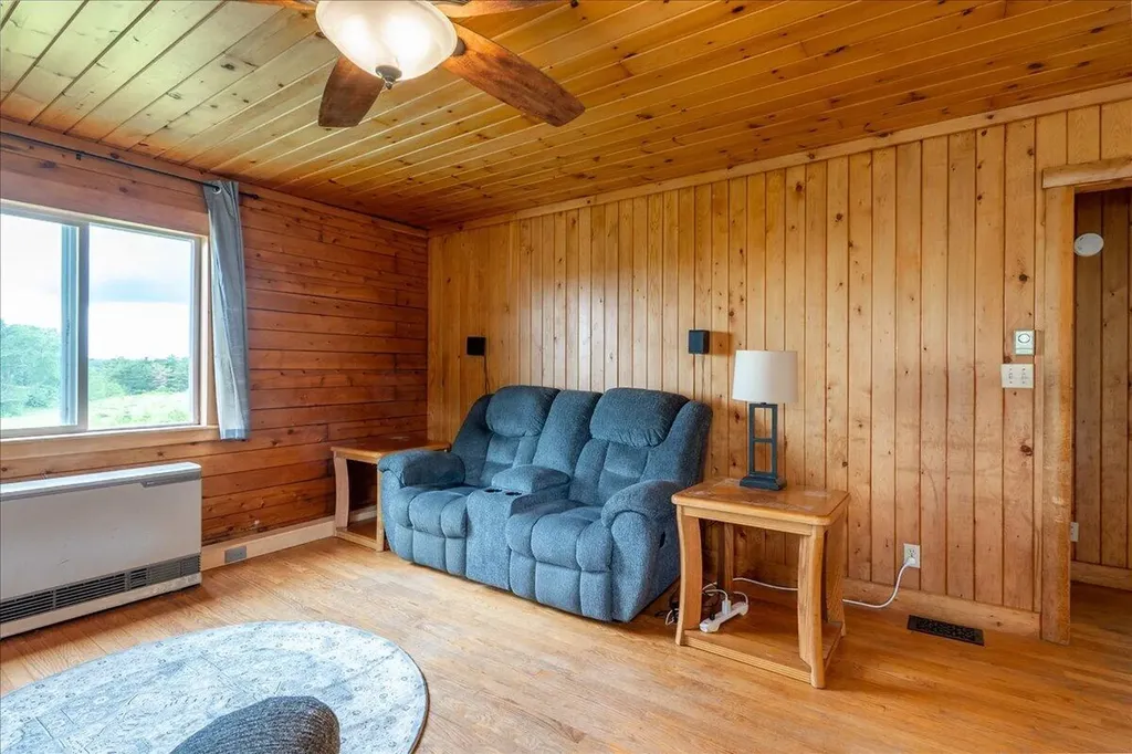 22 Oyster River Road Thomaston ME 04861