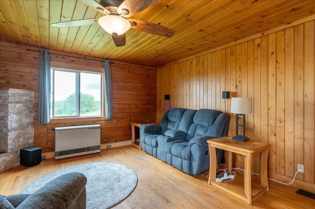 22 Oyster River Road Thomaston ME 04861