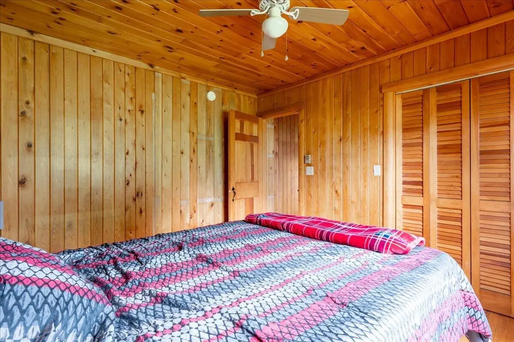 22 Oyster River Road Thomaston ME 04861