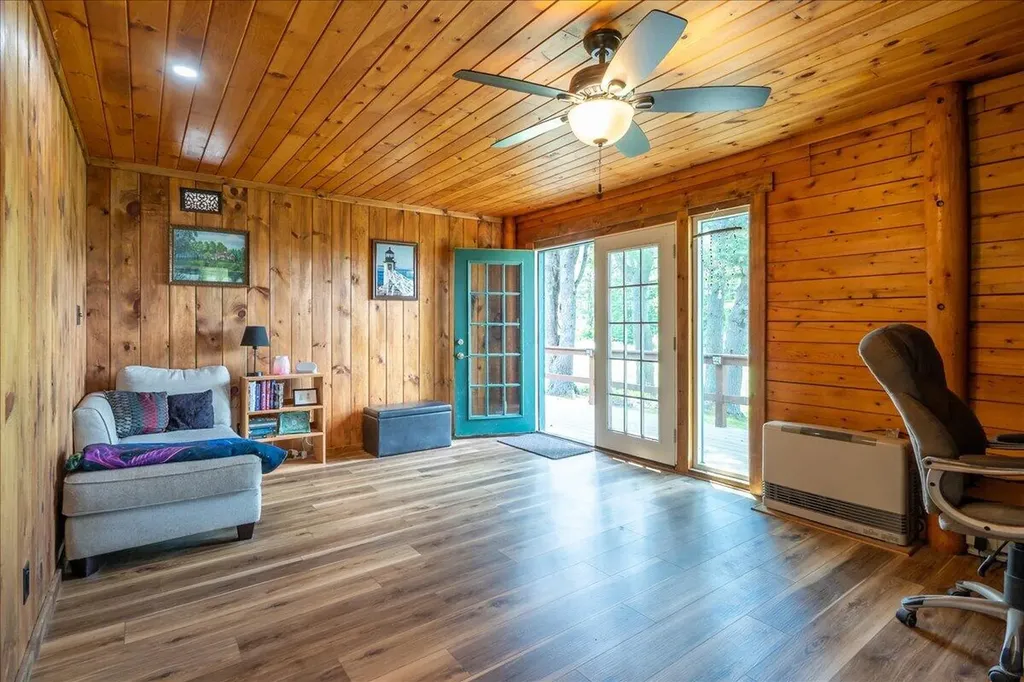 22 Oyster River Road Thomaston ME 04861