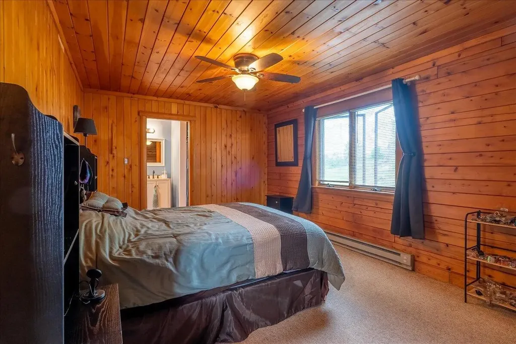 22 Oyster River Road Thomaston ME 04861