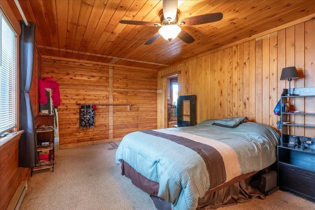 22 Oyster River Road Thomaston ME 04861