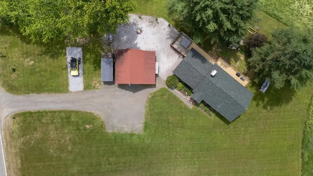 22 Oyster River Road Thomaston ME 04861