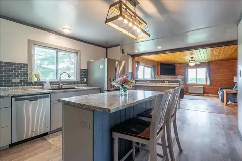 22 Oyster River Road Thomaston ME 04861