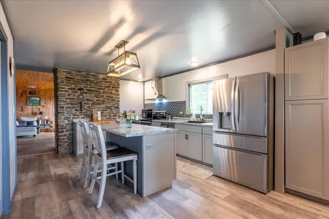 22 Oyster River Road Thomaston ME 04861