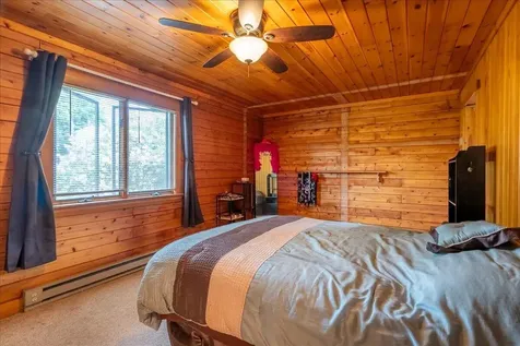 22 Oyster River Road Thomaston ME 04861