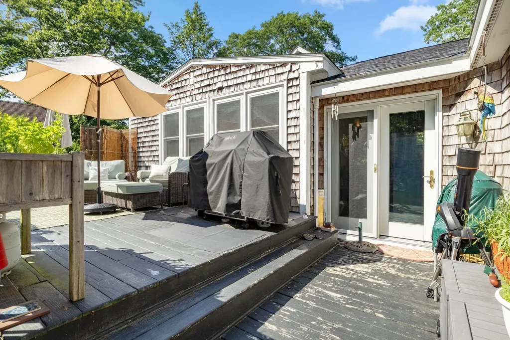86 Underwood Road Falmouth ME 04105