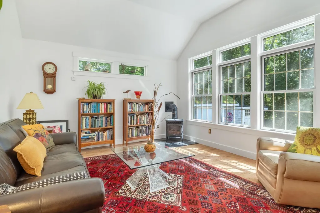 86 Underwood Road Falmouth ME 04105