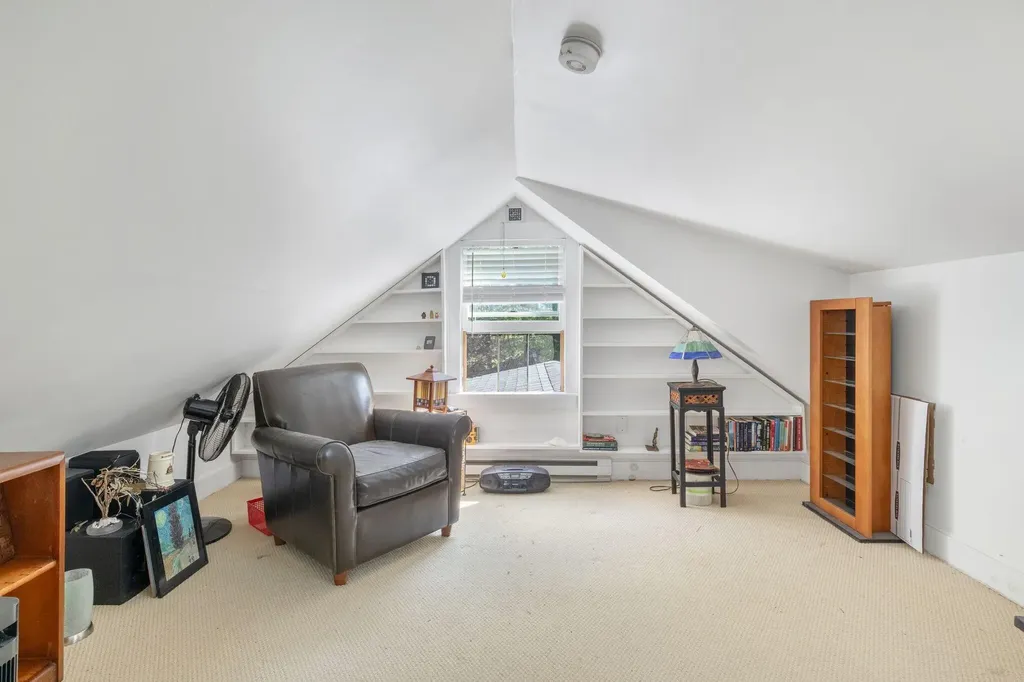 86 Underwood Road Falmouth ME 04105