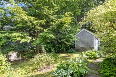 86 Underwood Road Falmouth ME 04105