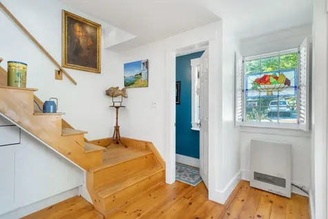 86 Underwood Road Falmouth ME 04105