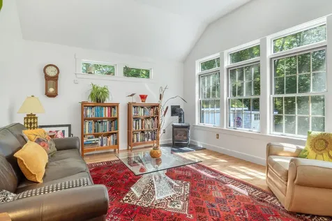 86 Underwood Road Falmouth ME 04105