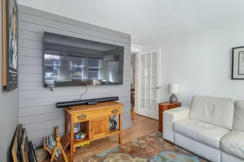 86 Underwood Road Falmouth ME 04105