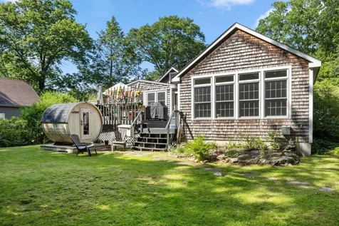 86 Underwood Road Falmouth ME 04105