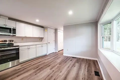 41 James Street Brunswick ME 04011