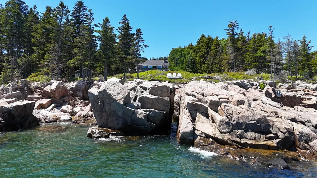 162 Red Point Road Swans Island ME 04685