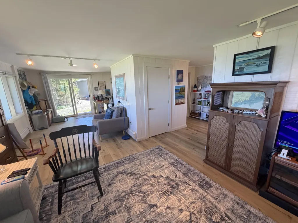 162 Red Point Road Swans Island ME 04685