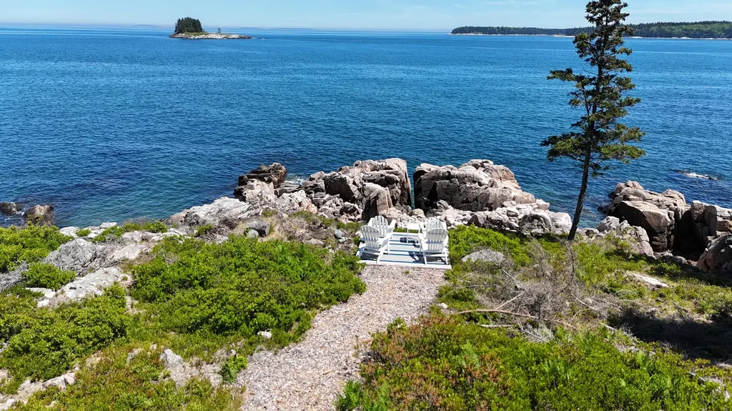 162 Red Point Road Swans Island ME 04685