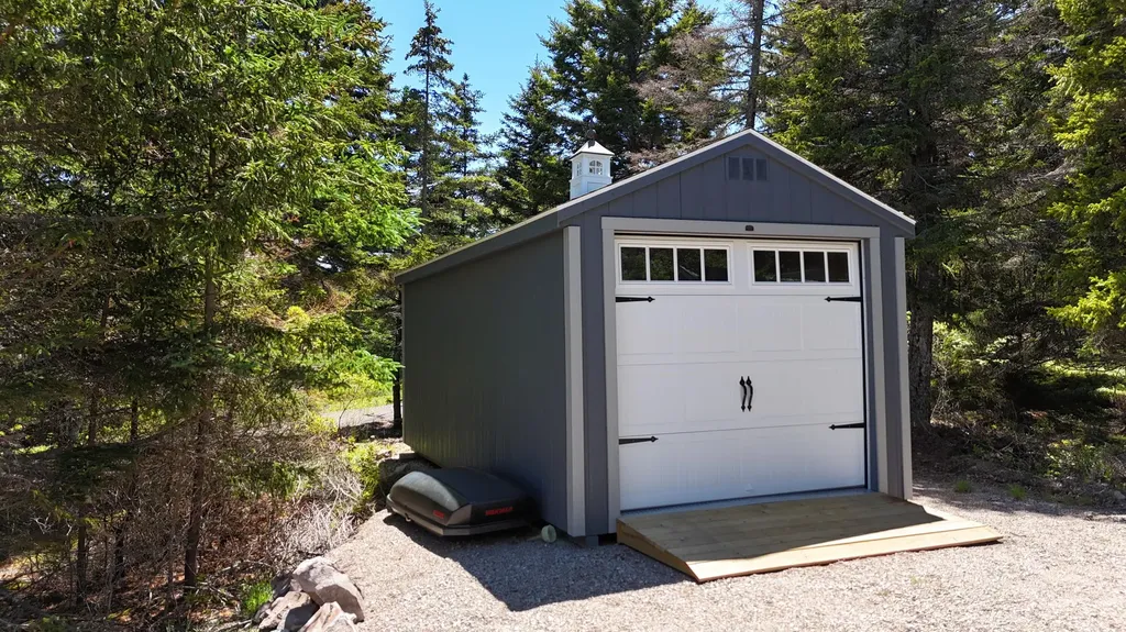 162 Red Point Road Swans Island ME 04685