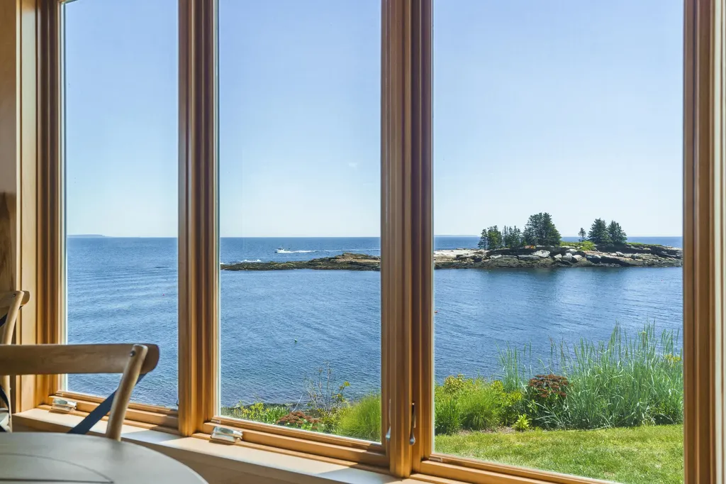 66 Dan's Cottage Road Bristol ME 04554