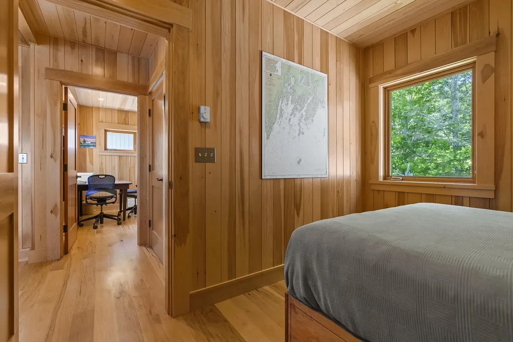 66 Dan's Cottage Road Bristol ME 04554