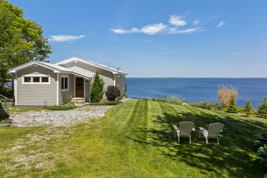 66 Dan's Cottage Road Bristol ME 04554