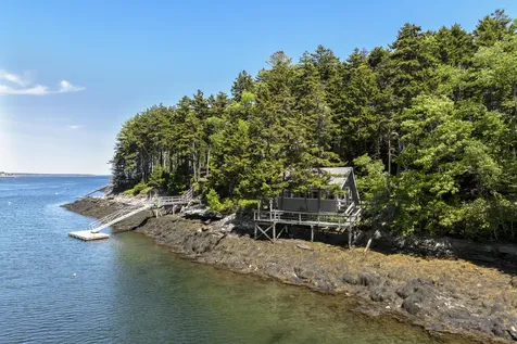 66 Dan's Cottage Road Bristol ME 04554