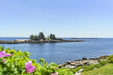 66 Dan's Cottage Road Bristol ME 04554