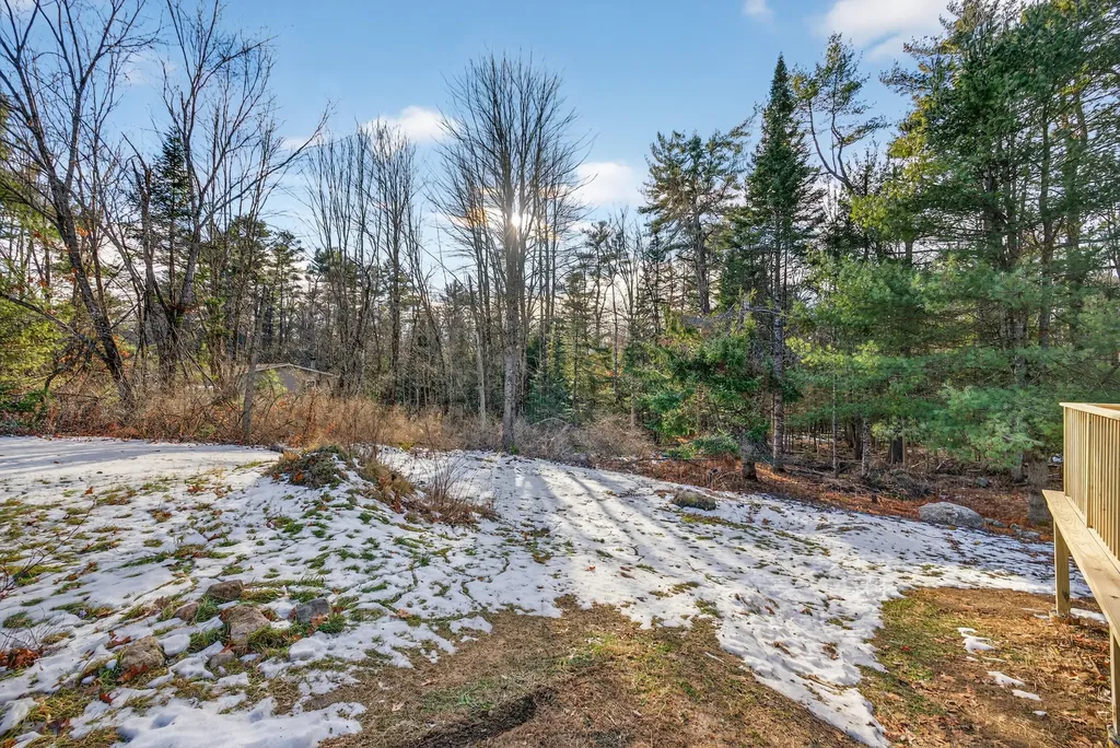 510 Roosevelt Trail Casco ME 04015