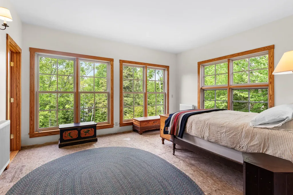 24 Moosewood Lane Brooksville ME 04617
